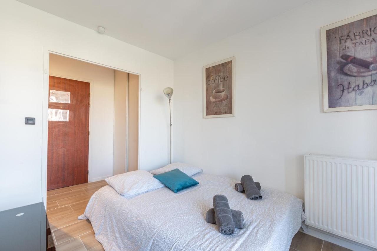Family Travel Paris Apartman Bussy-Saint-Georges Kültér fotó