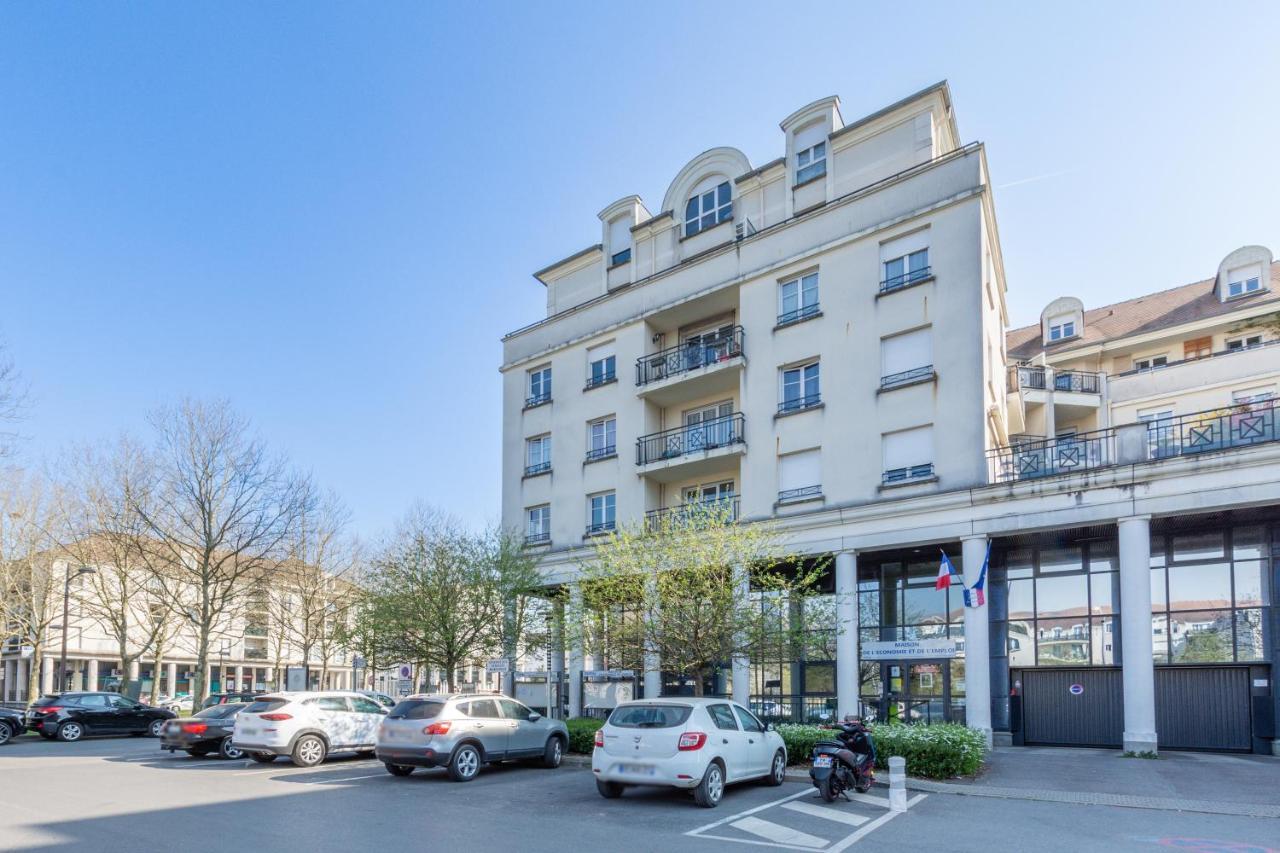 Family Travel Paris Apartman Bussy-Saint-Georges Kültér fotó